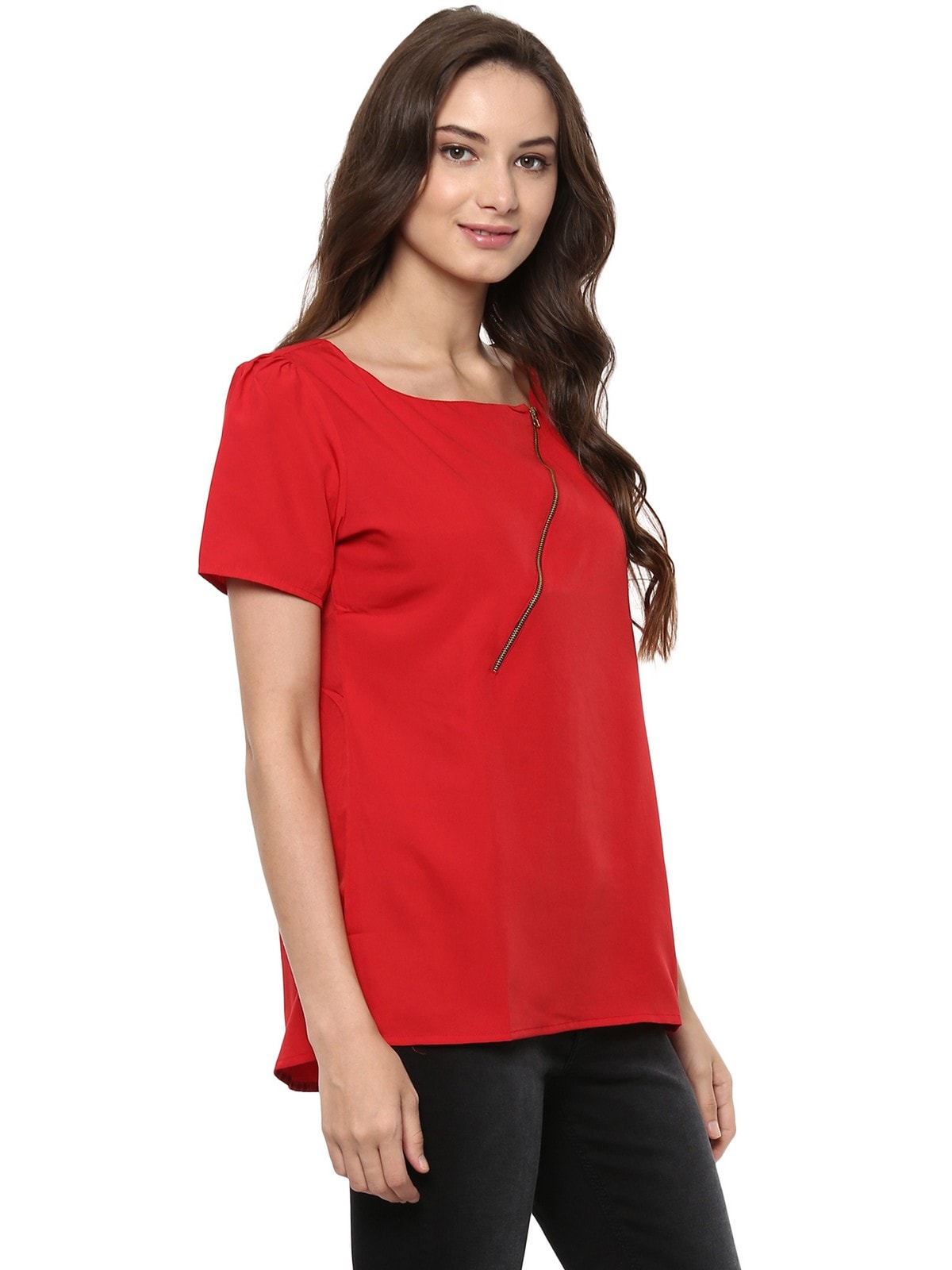 Finding Product Women's Red Top Detailed With Gathered Sleeves And Diagonal Zip