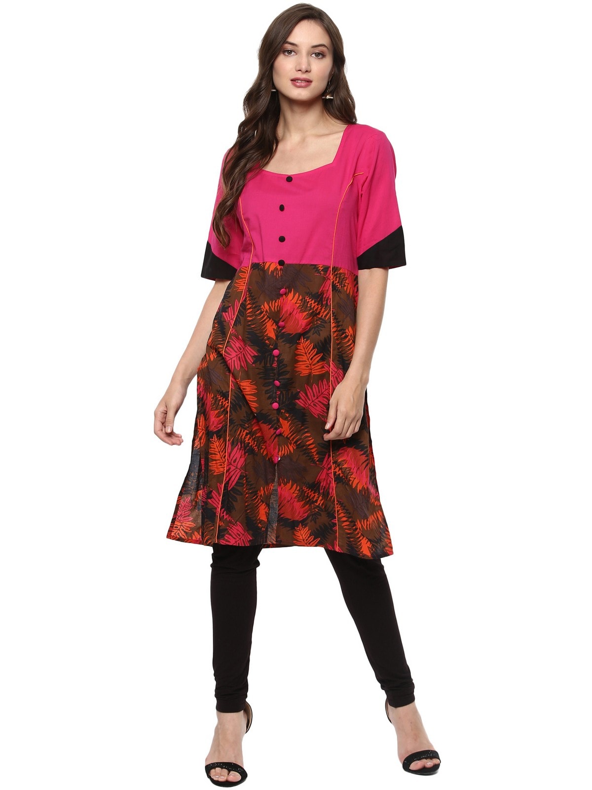 Finding Product Women's Pink Leaf Print Panelled Kurti