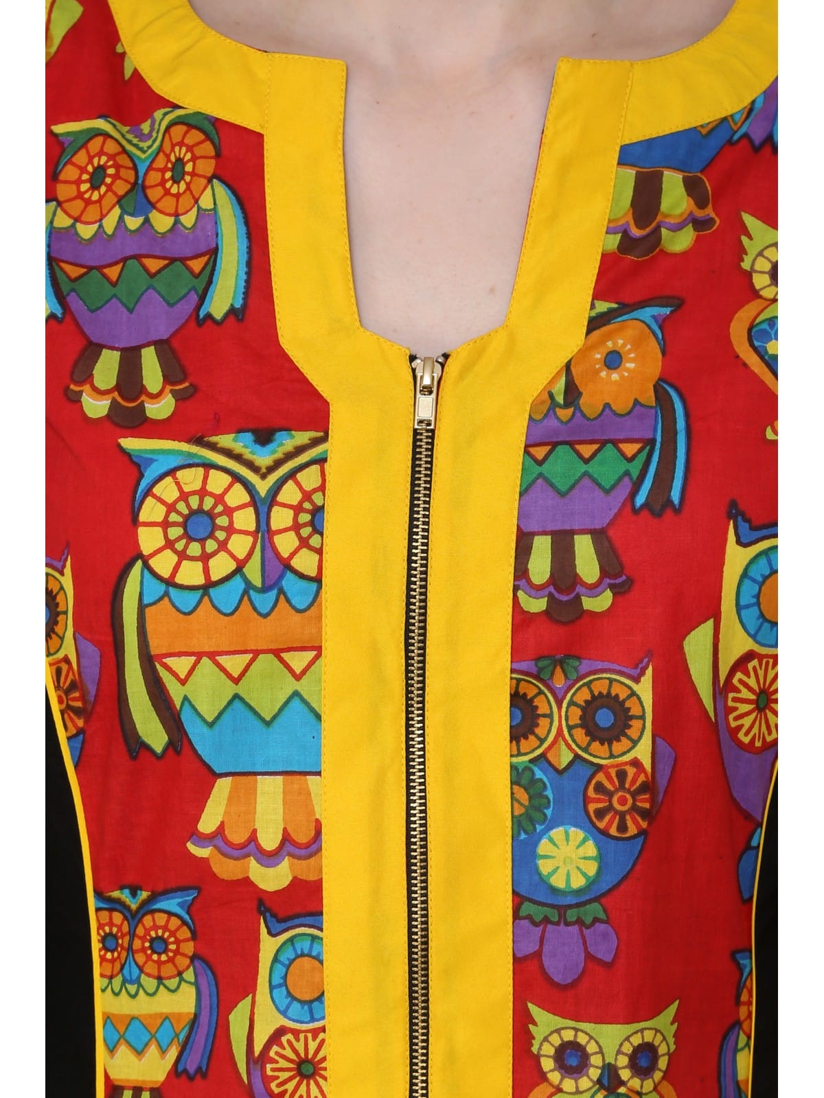 Finding Product Women's Red Owl Print Zipper Kurti