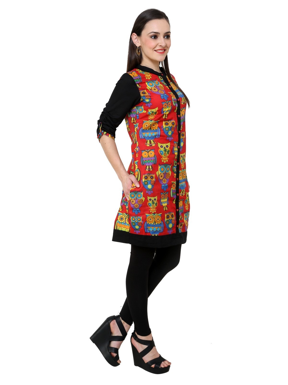 Finding Product Women's Red Owl Reversible Buttoned Kurti