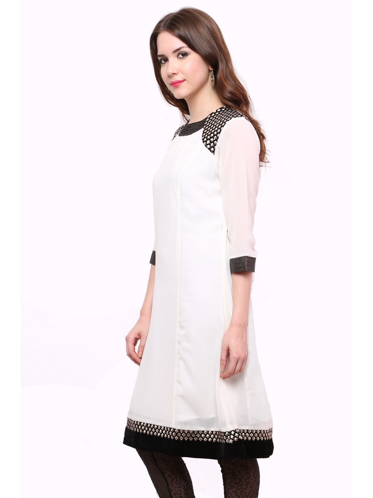 Finding Product Women's Shoulder Brocade Kurti