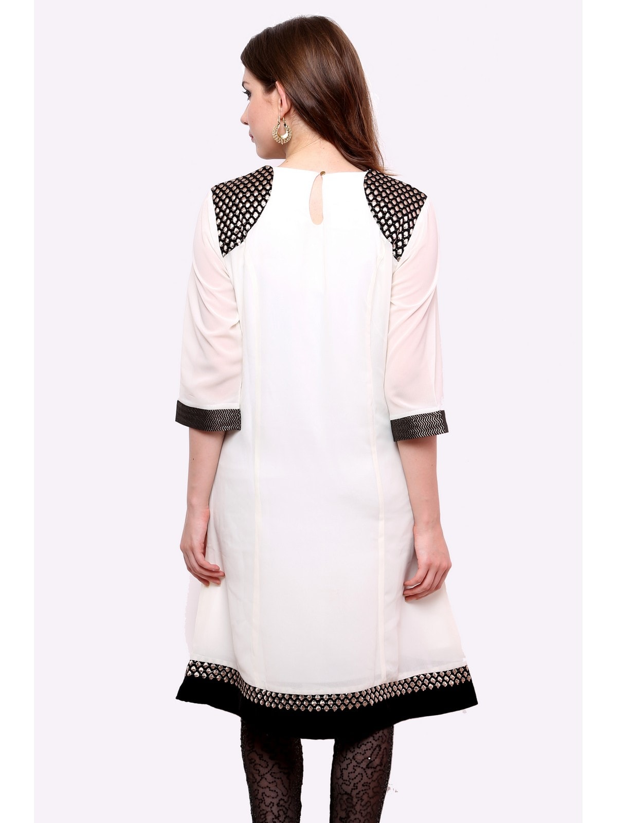 Finding Product Women's Shoulder Brocade Kurti