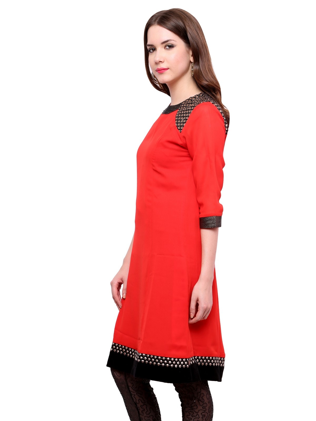Finding Product Women's Shoulder Brocade Kurti