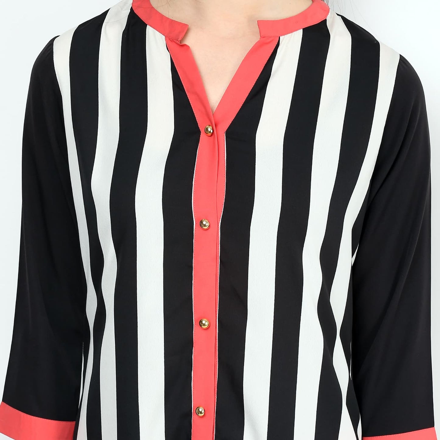 Finding Product Women's Monocromatic Stripe printed kurti