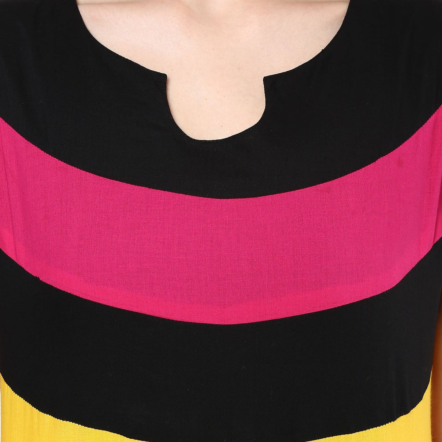 Finding Product Women's Yellow Color Block Kurti