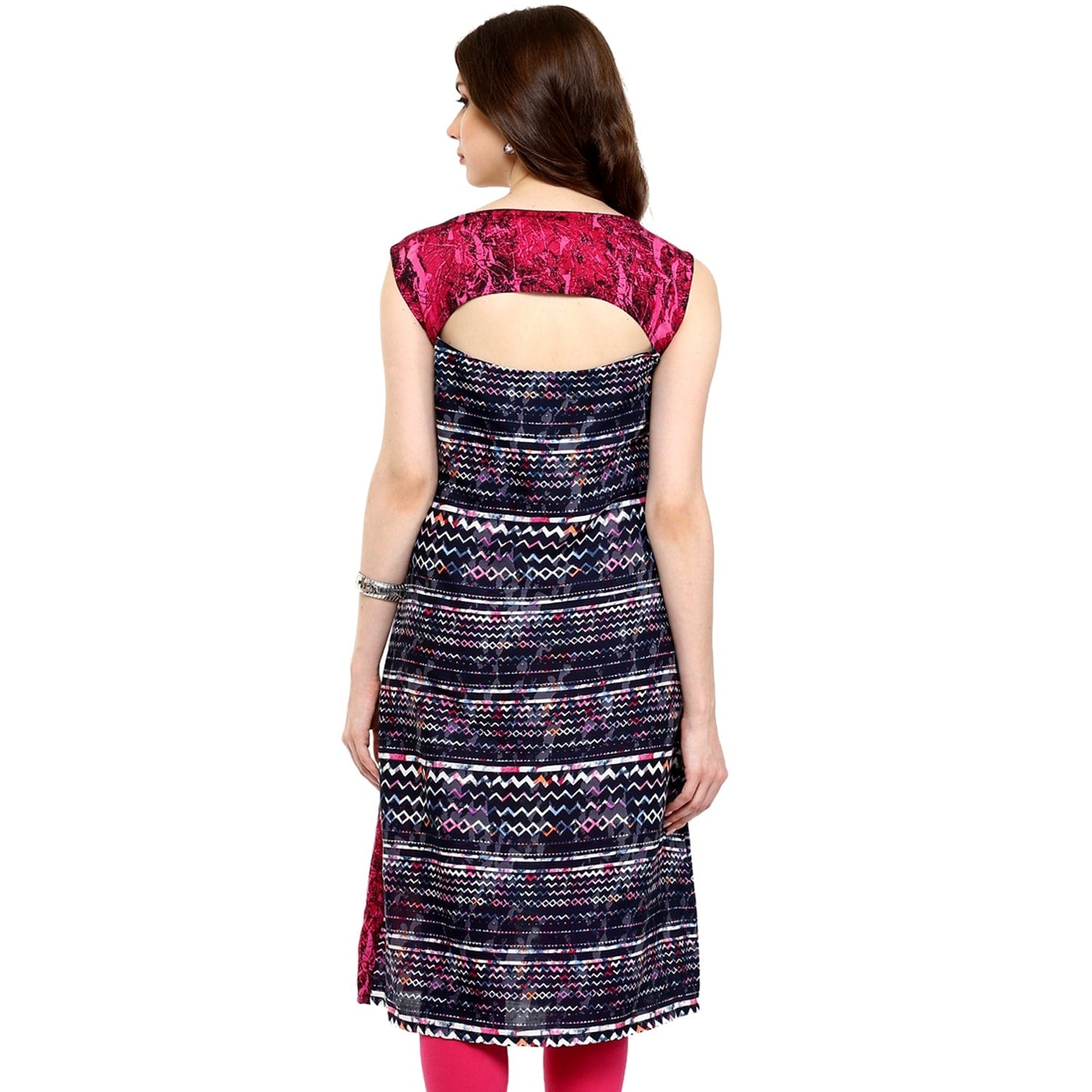 Finding Product Women's Navy zig-zag Print Kurti