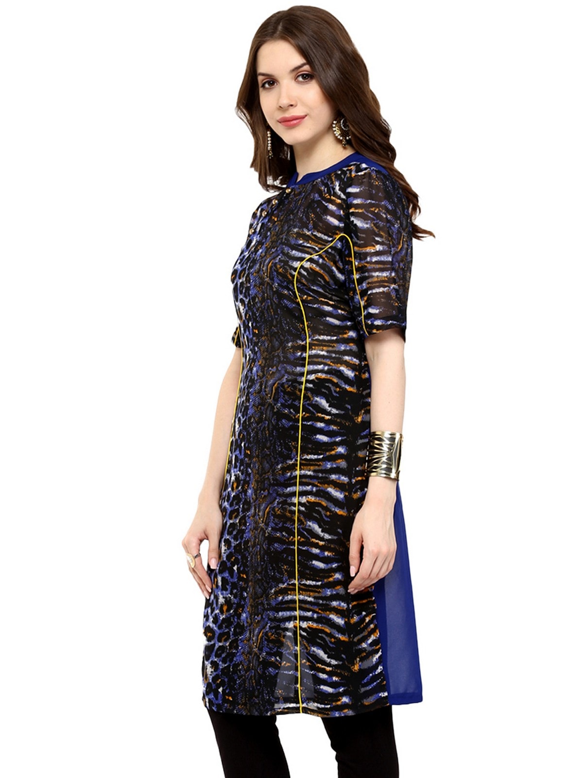 Finding Product Women's Snakeskin Print Kurti
