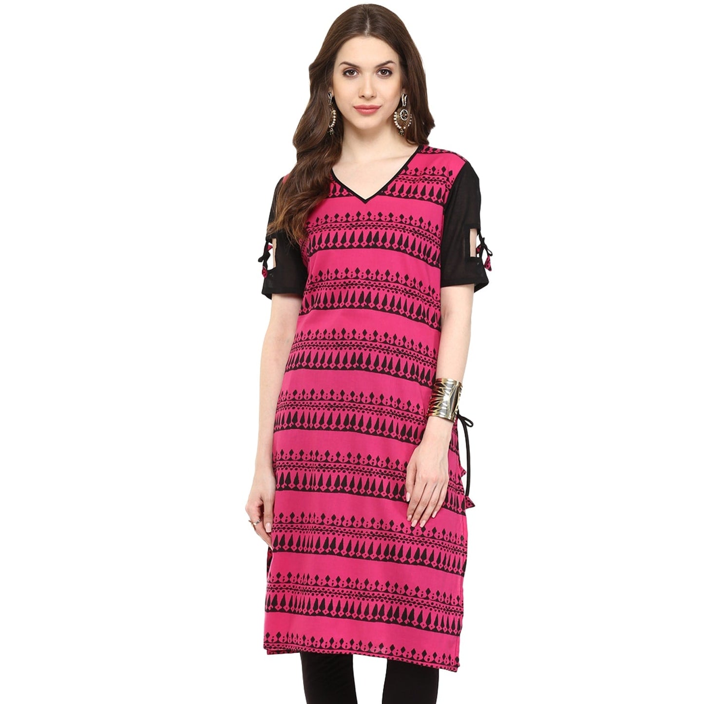 Finding Product Women's Border Window-Cut Printed Kurti