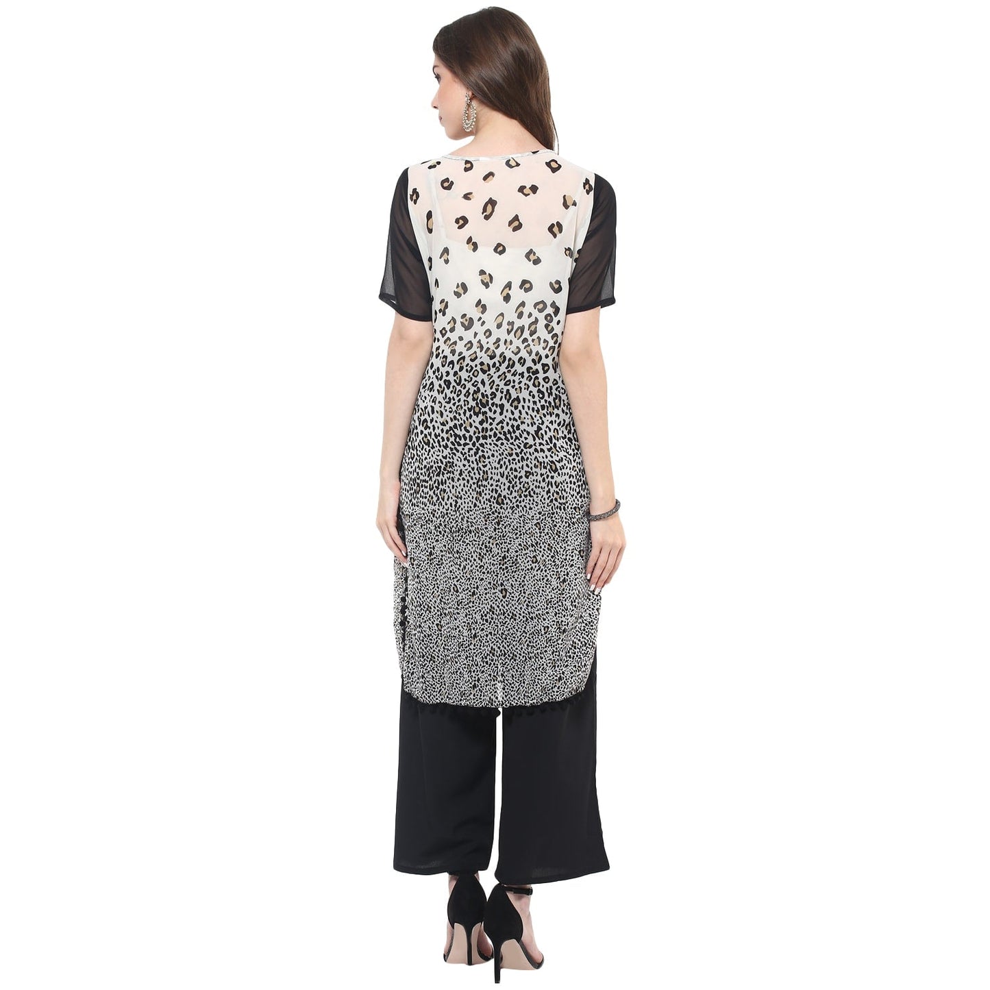 Finding Product Women's Monocromatic Cheetah Print Kurti