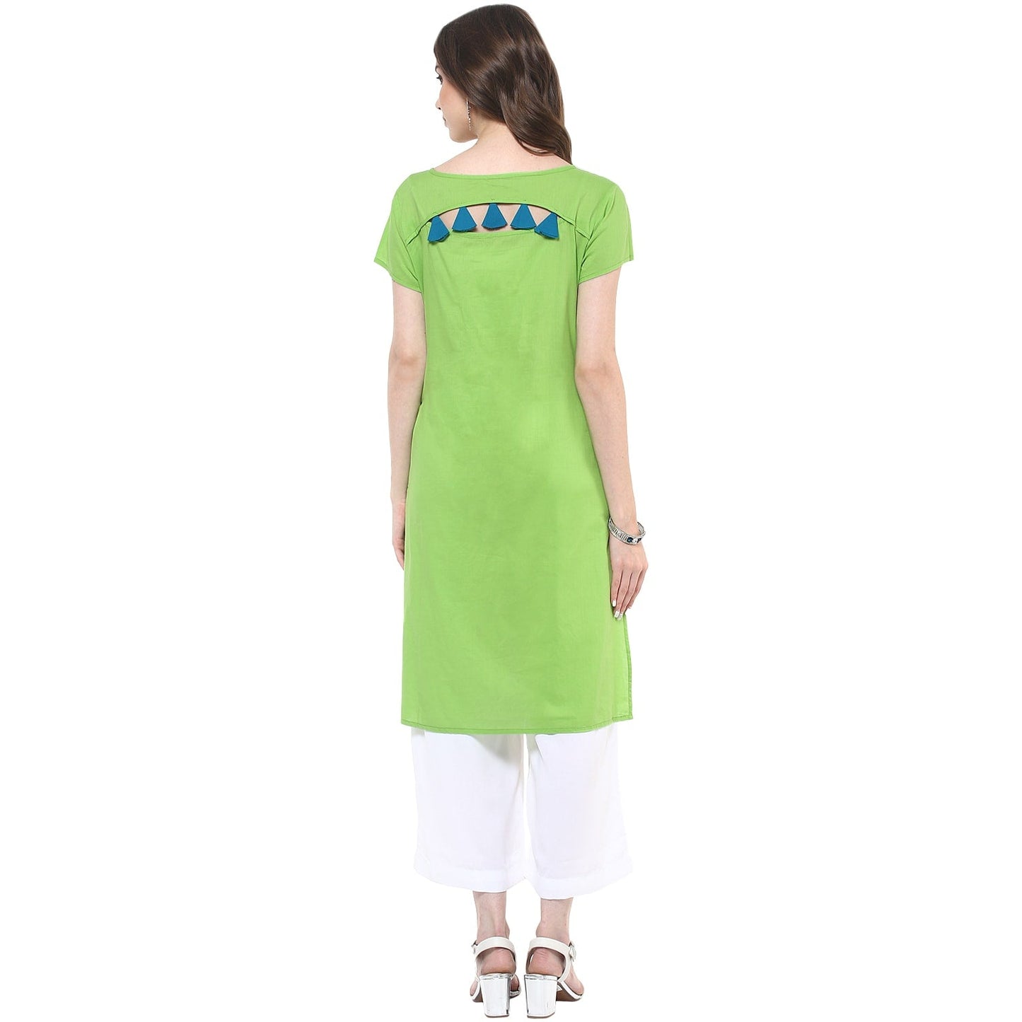 Finding Product Women's Solid Kurti With Tassels