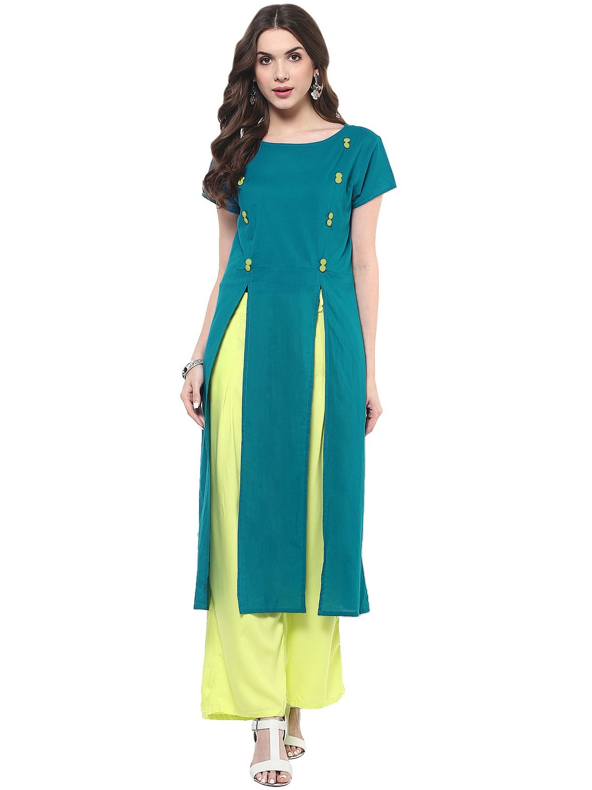 Finding Product Women's Solid Kurti With Panelled Buttons
