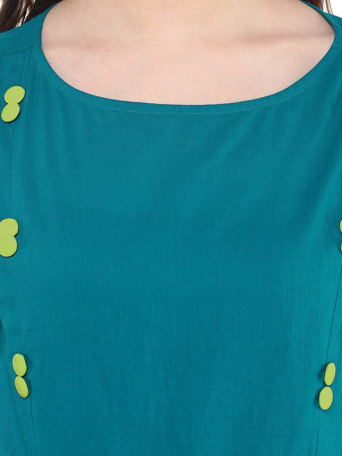 Finding Product Women's Solid Kurti With Panelled Buttons