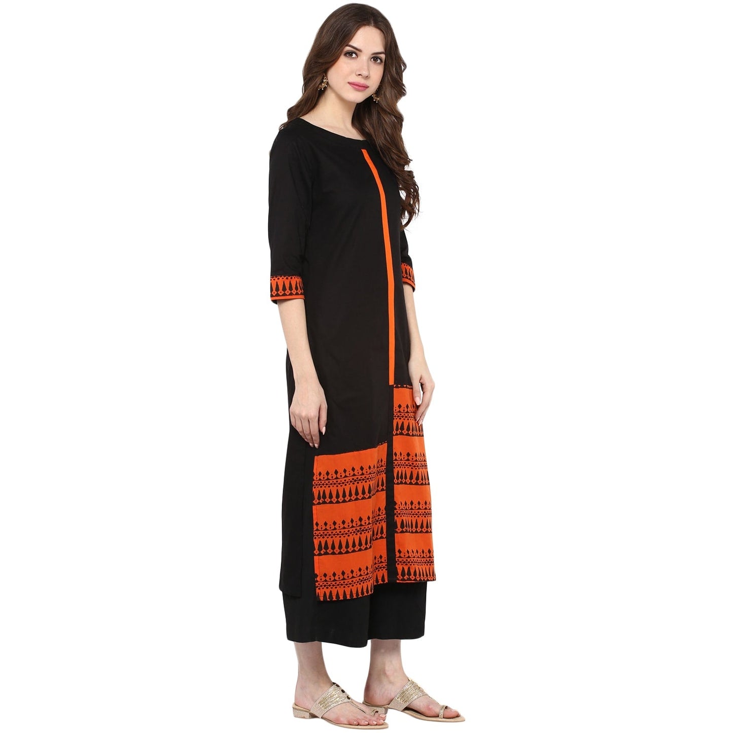 Finding Product Women's Border Print Straight Kurta