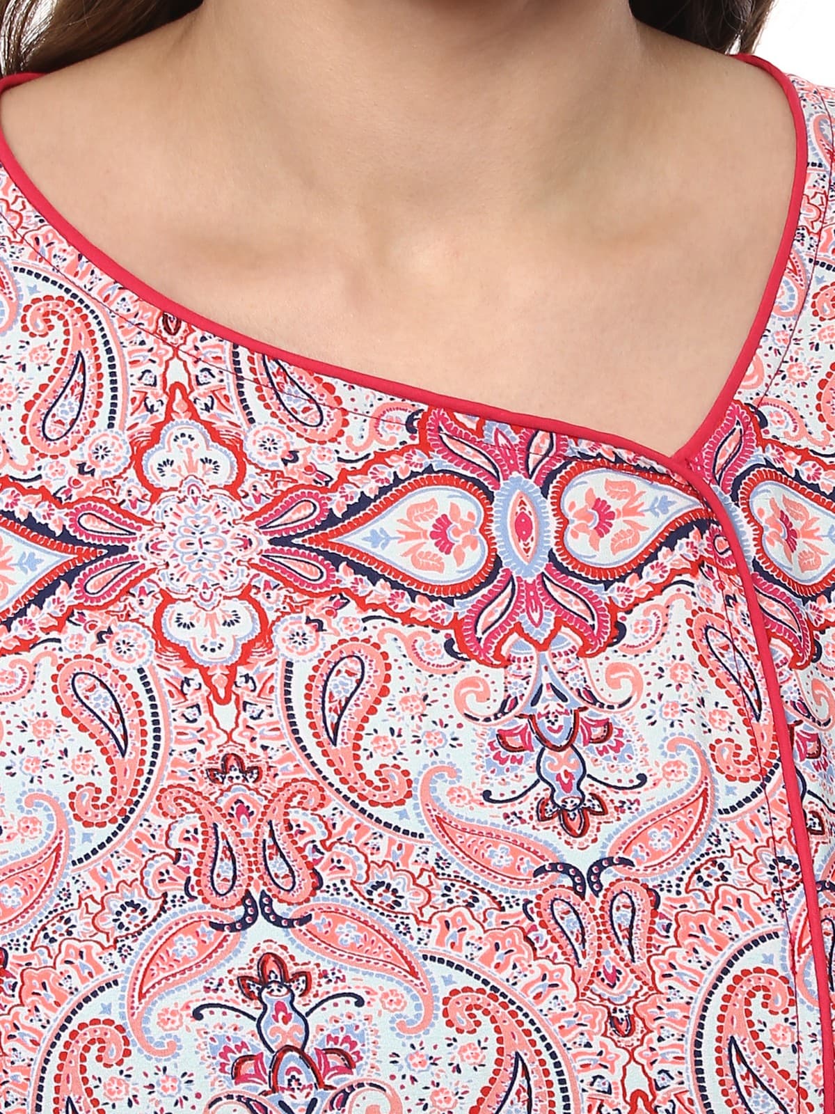 Finding Product Women's Printed Inverted Pleat Kurta