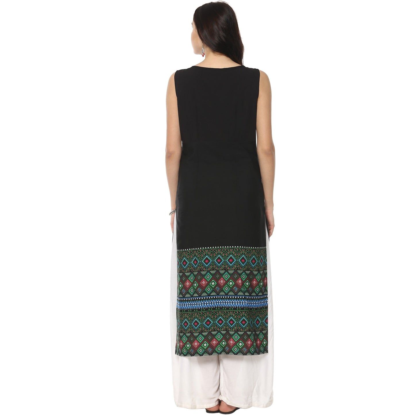 Finding Product Women's Embroidered Border Print Kurta