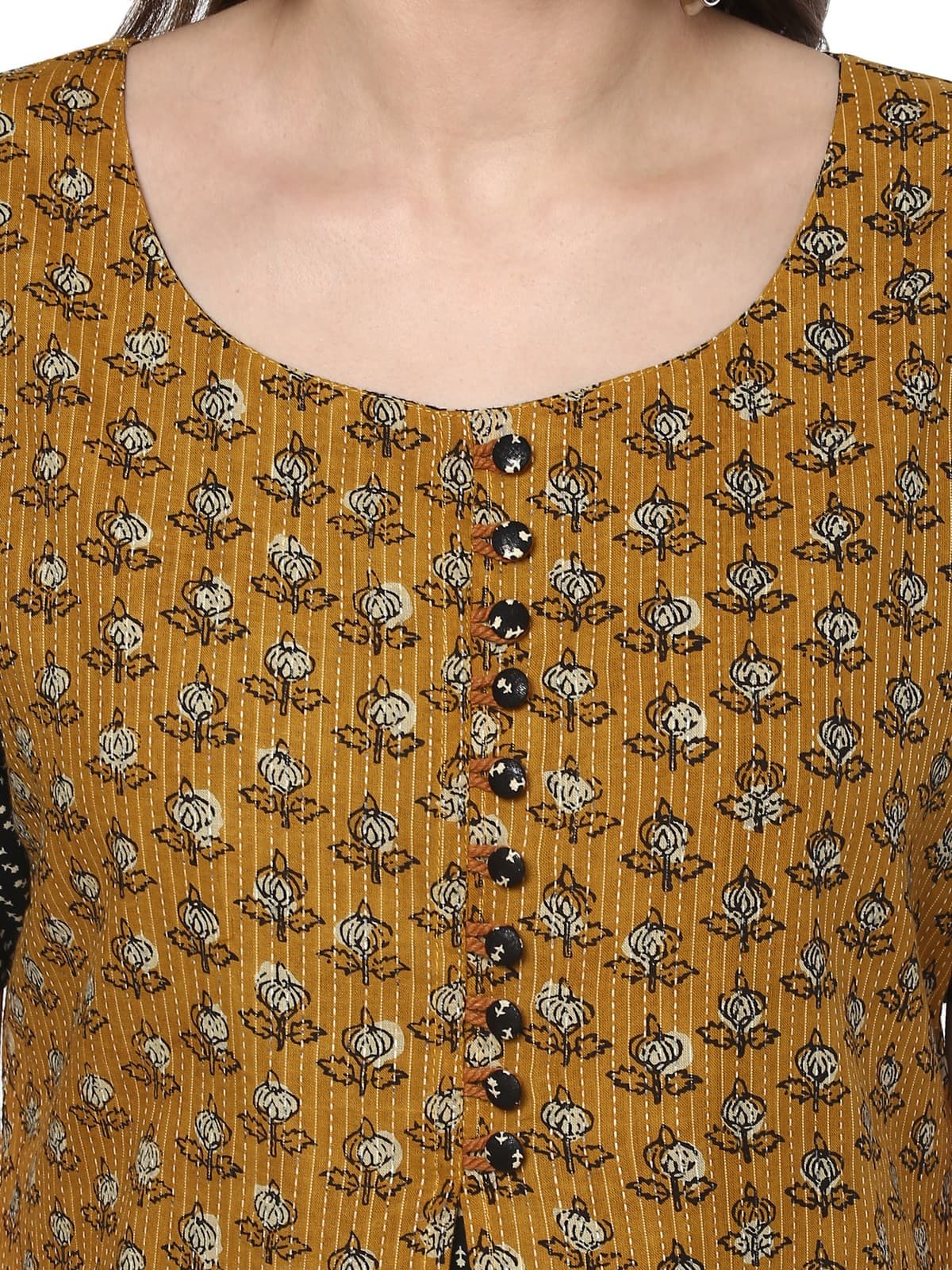 Finding Product Womens Tagai Printed Koti Style Kurta