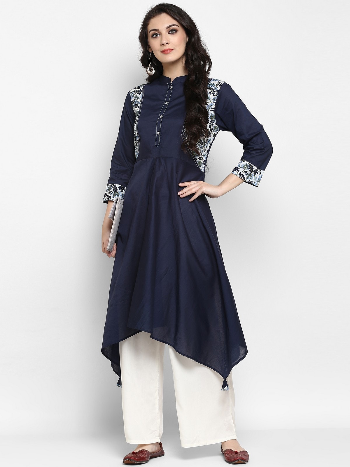 Finding Product Women's Navy Asymmetric Hem Kurta