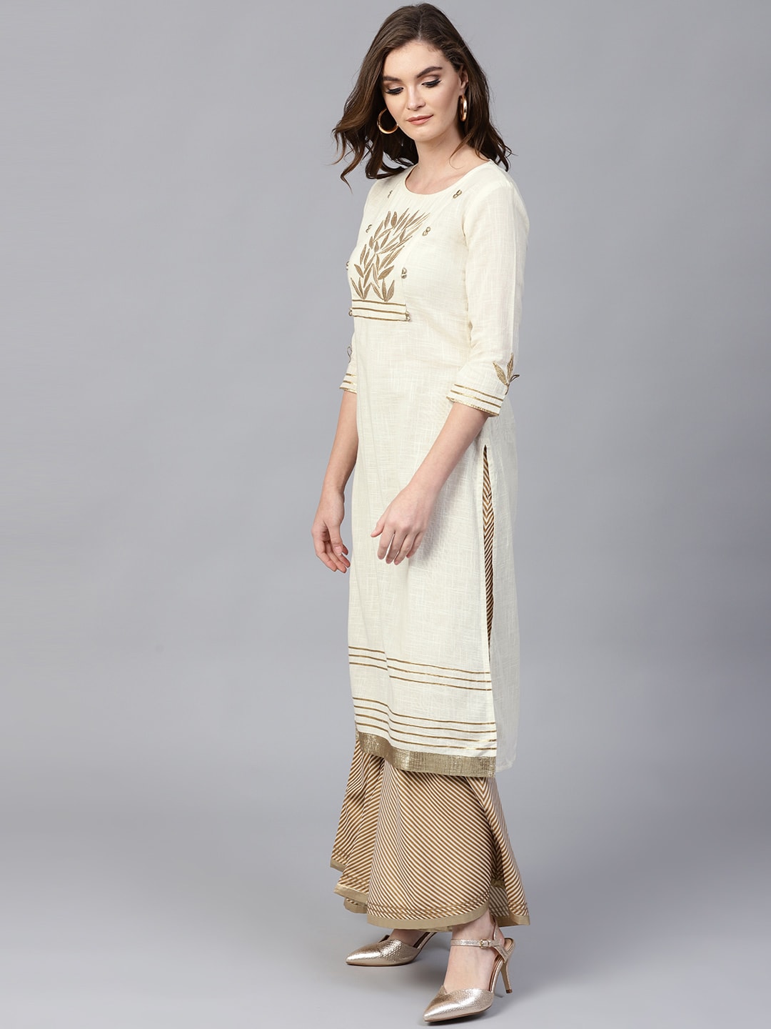 Finding Product Women's Off-White Gota Patti Embroidered Kurta