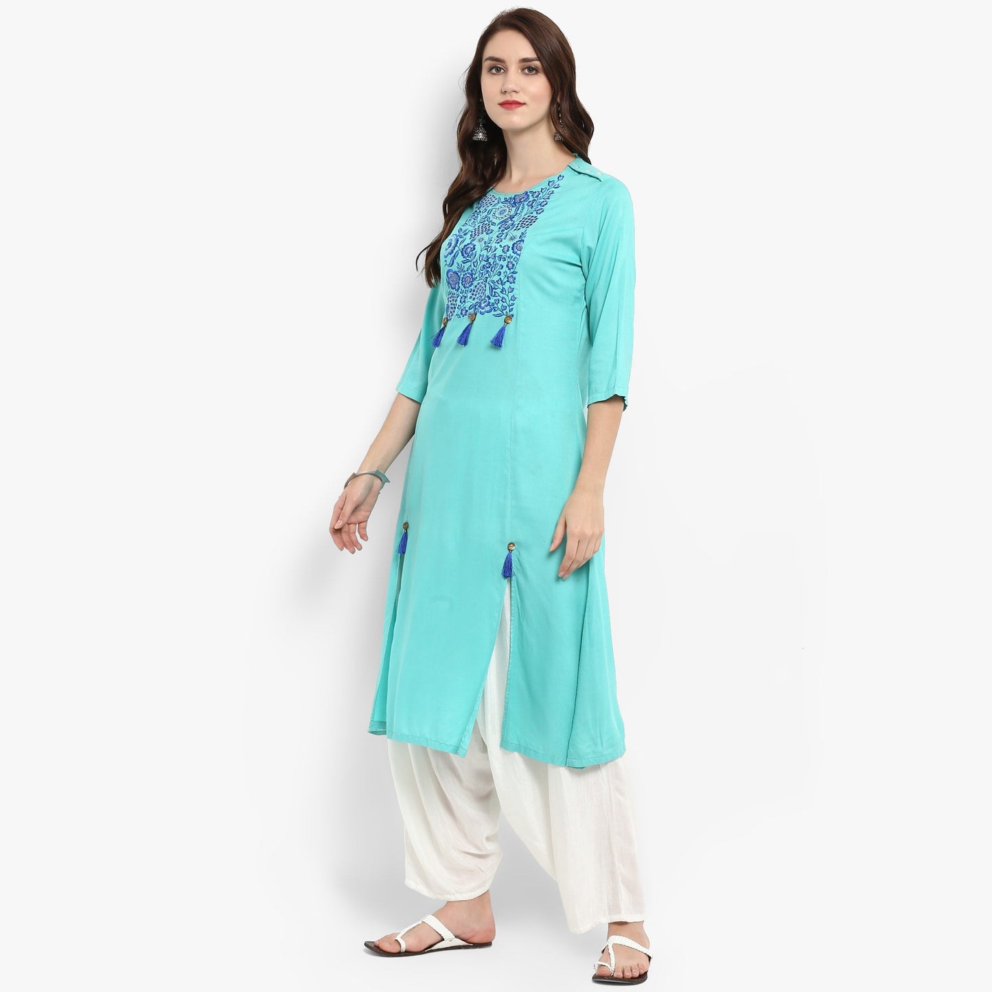 Finding Product Women's Embroidered Yoke Kurta