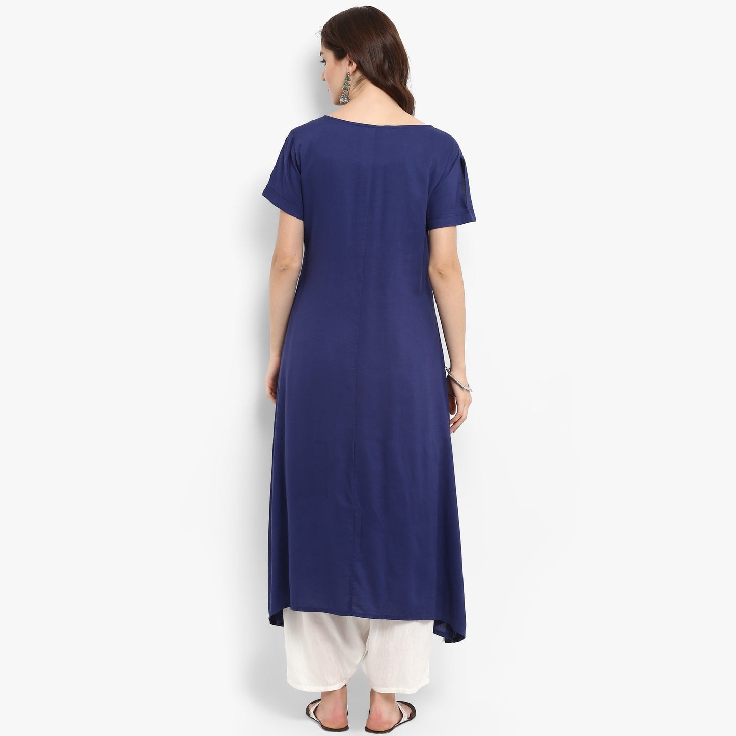 Finding Product Women's Long Fit Floral Dori Embroidered Kurta