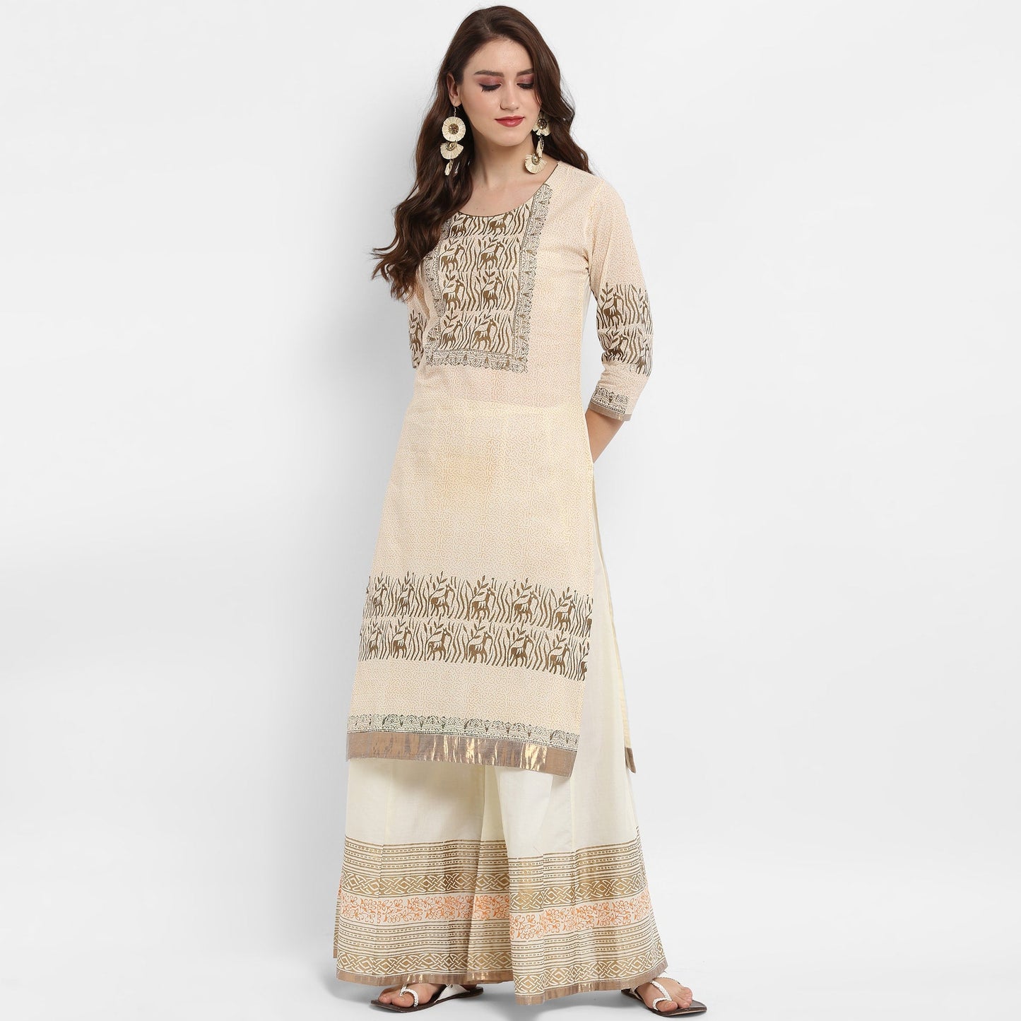 Finding Product Women's Round Neck Block Printed Kurta