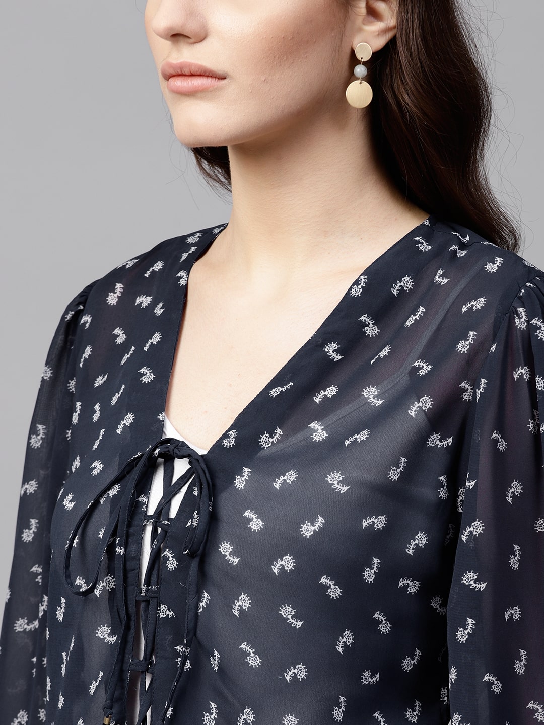 Finding Product Women's Border Front Tie-Up Top