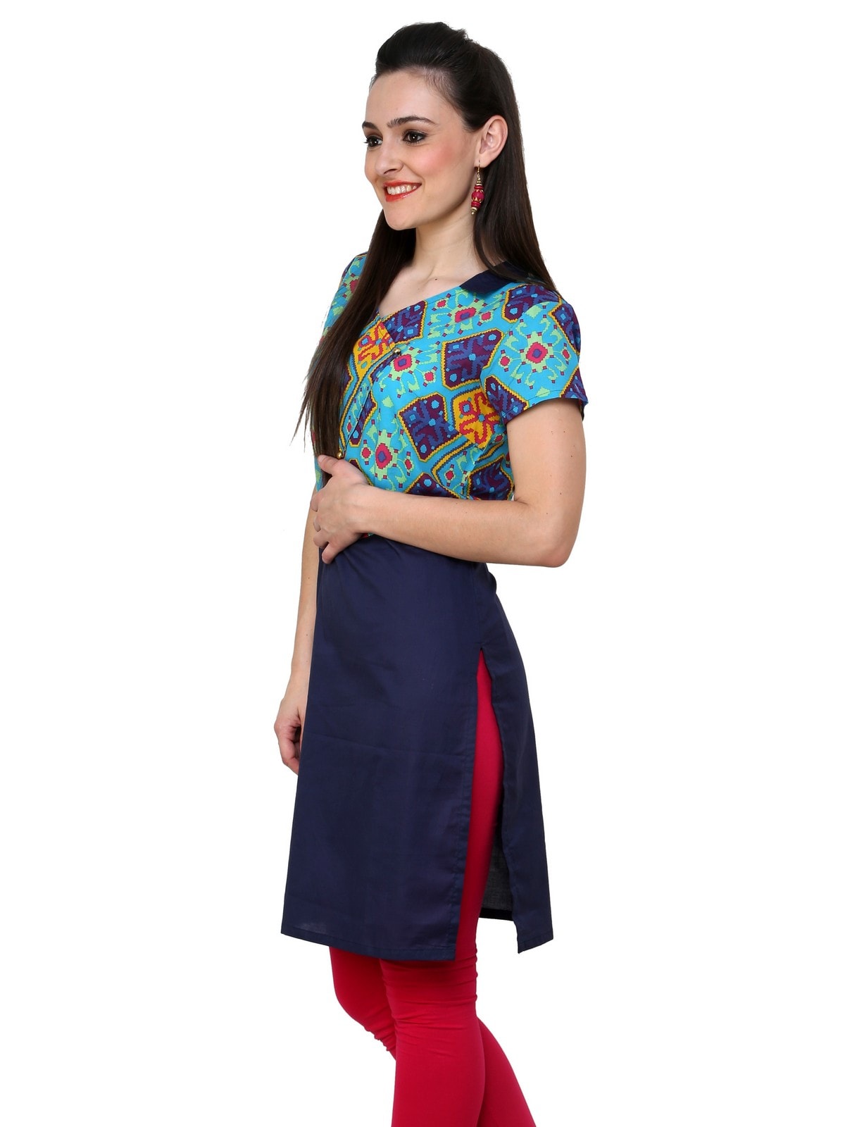 Finding Product Women's Blue Diamond Print Waist Coat Kurti