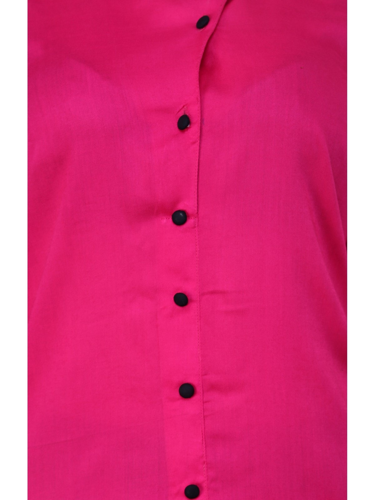 Finding Product Women's Tilted Placket Kurti