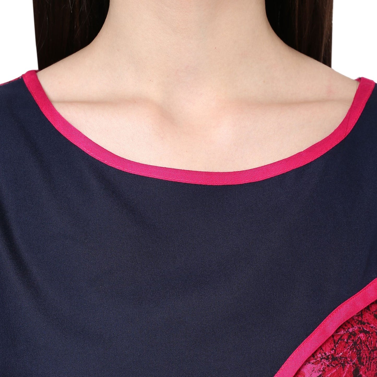 Finding Product Women's Abstract Print Asymmetric Yoke Kurti