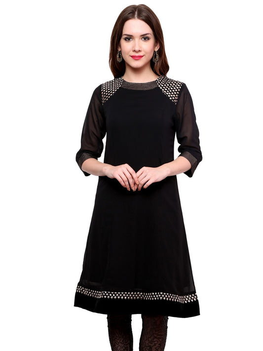 Finding Product Women's Shoulder Brocade Kurti