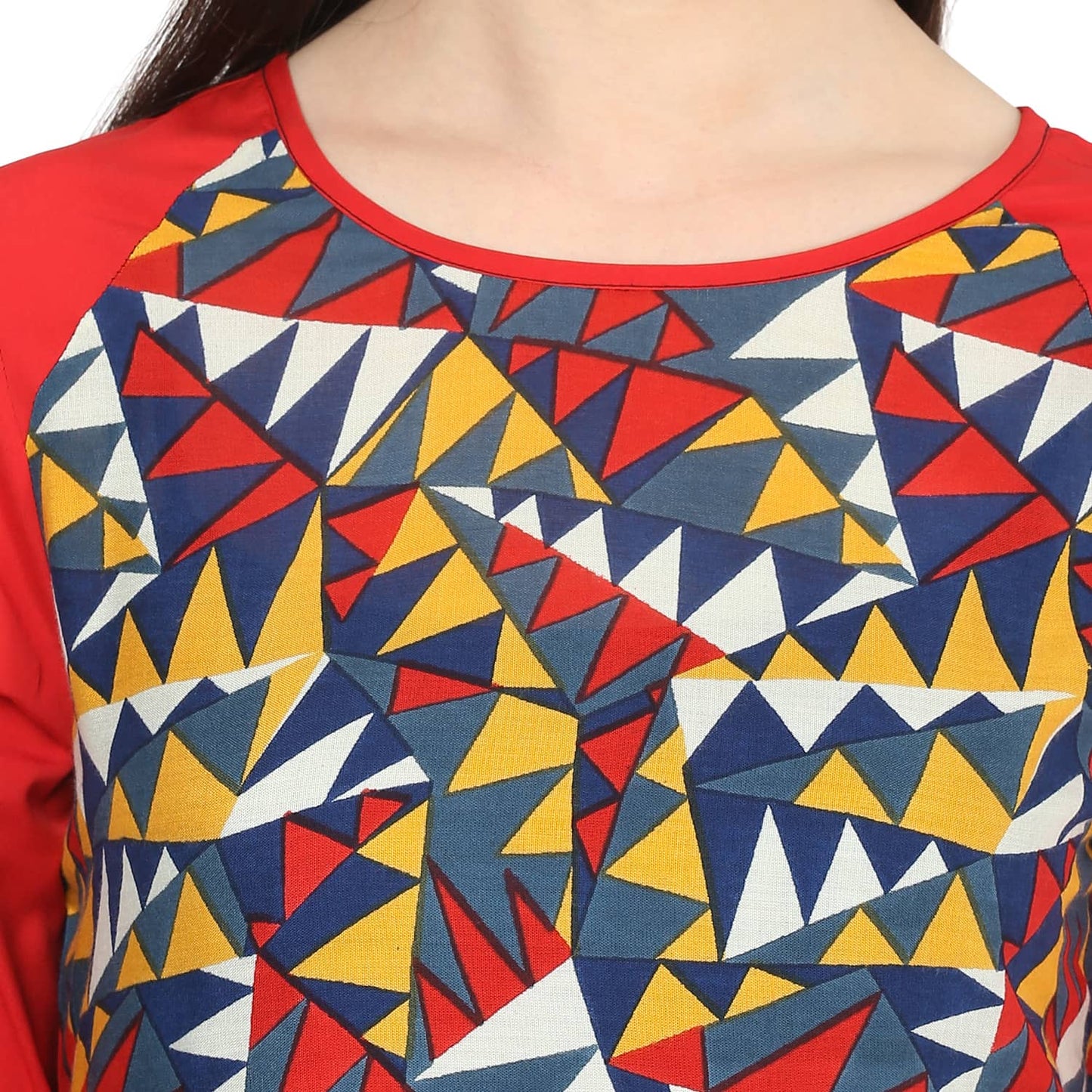 Finding Product Women's Geometric Raglan Print Kurti