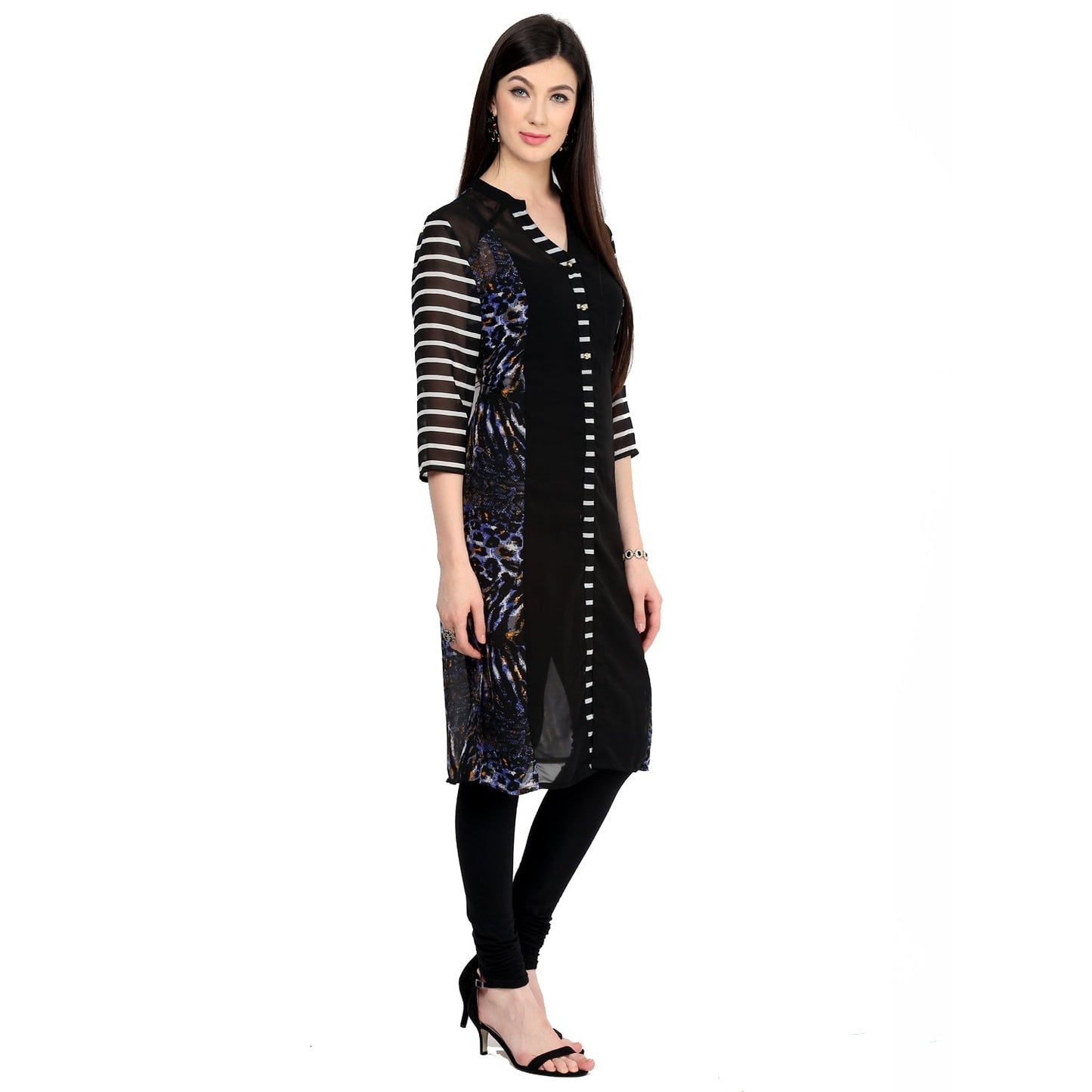 Finding Product Women's Blue Printed Raglan Panelled Kurti