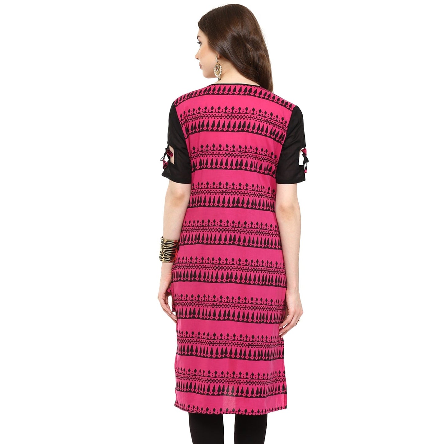 Finding Product Women's Border Window-Cut Printed Kurti