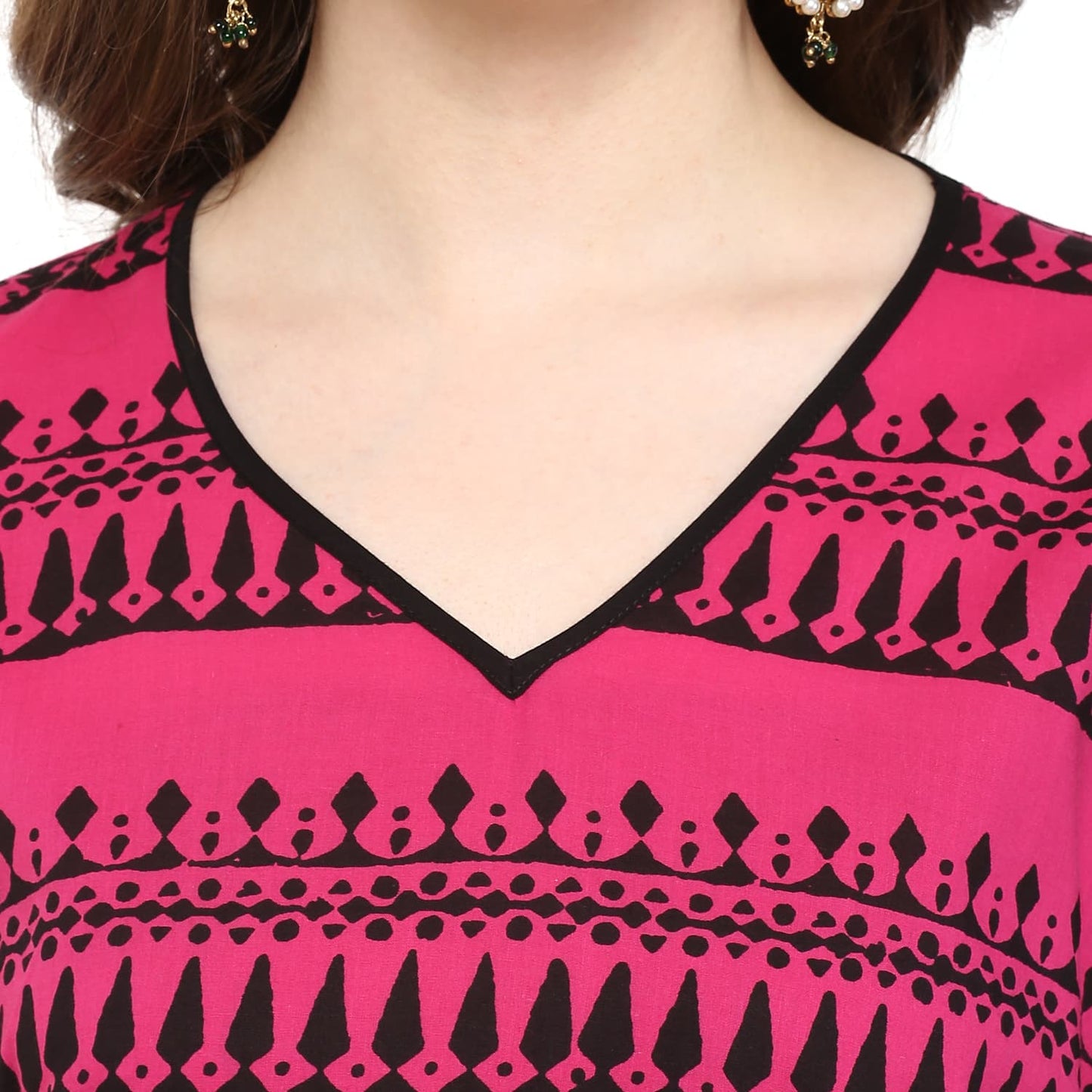 Finding Product Women's Border Window-Cut Printed Kurti
