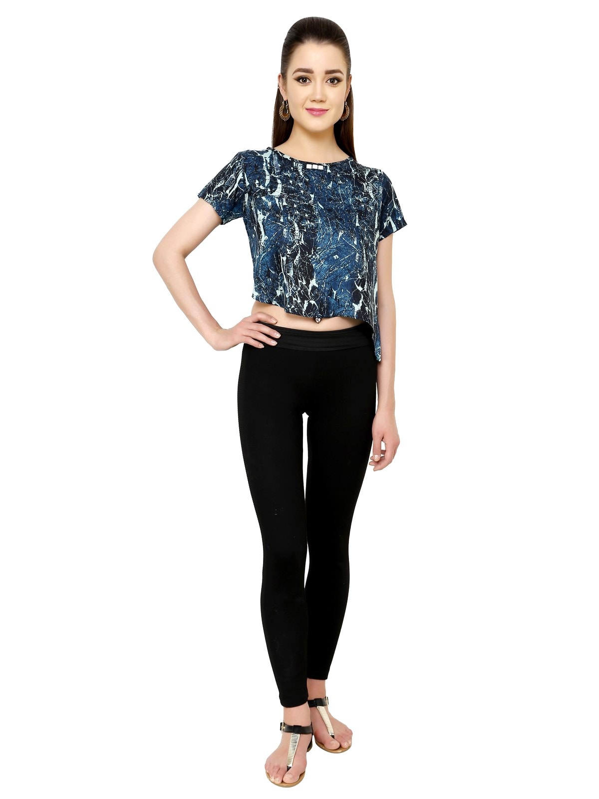 Finding Product Women's Asymmetric Crop Top