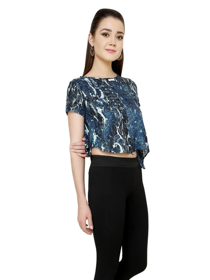 Finding Product Women's Asymmetric Crop Top