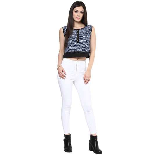 Finding Product Women's Blue Buttoned Crop Top