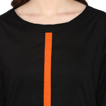 Finding Product Women's Border Print Straight Kurta