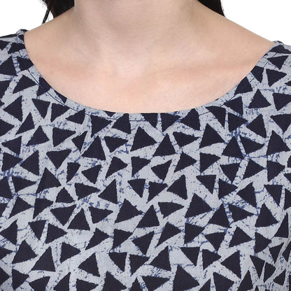 Finding Product Women's Printed Indigo Asymmetric Kurta