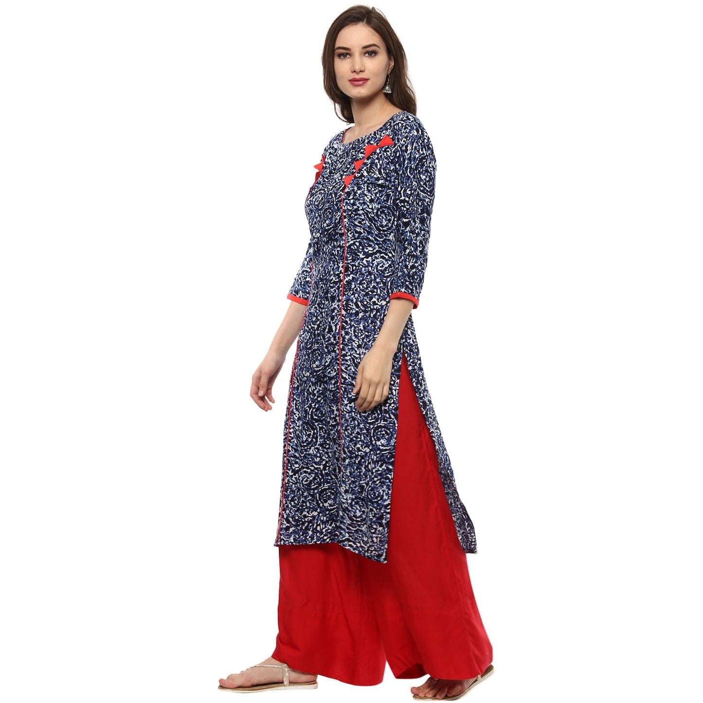 Finding Product Women's Indigo Allover Panelled Kurta