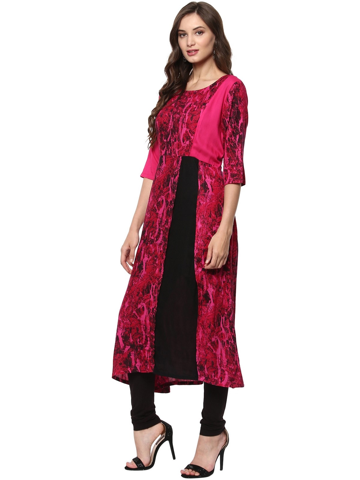 Finding Product Women's Abstract Printed Long Kurta
