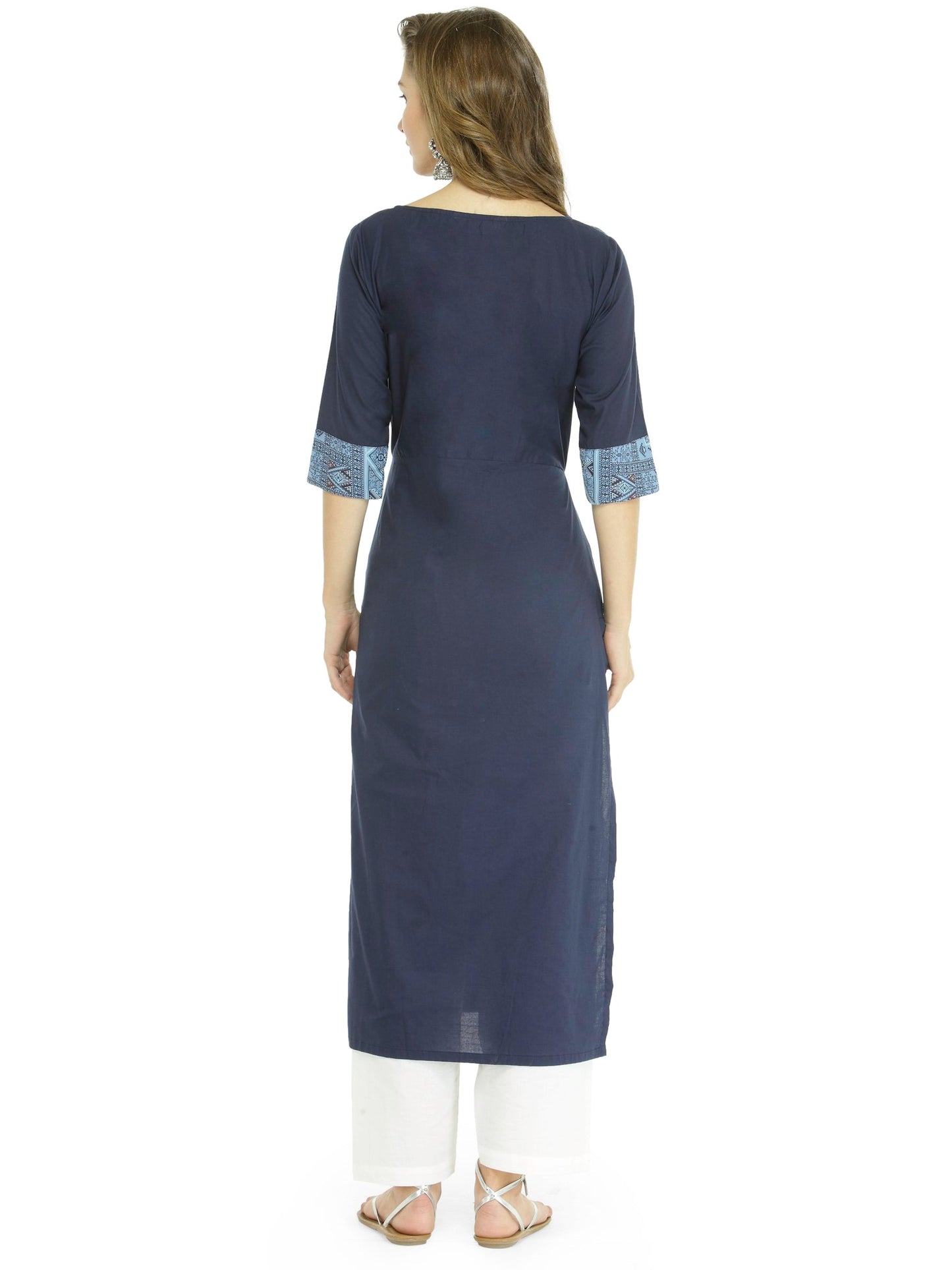 Finding Product Women's Abstract Print Panelled Kurta