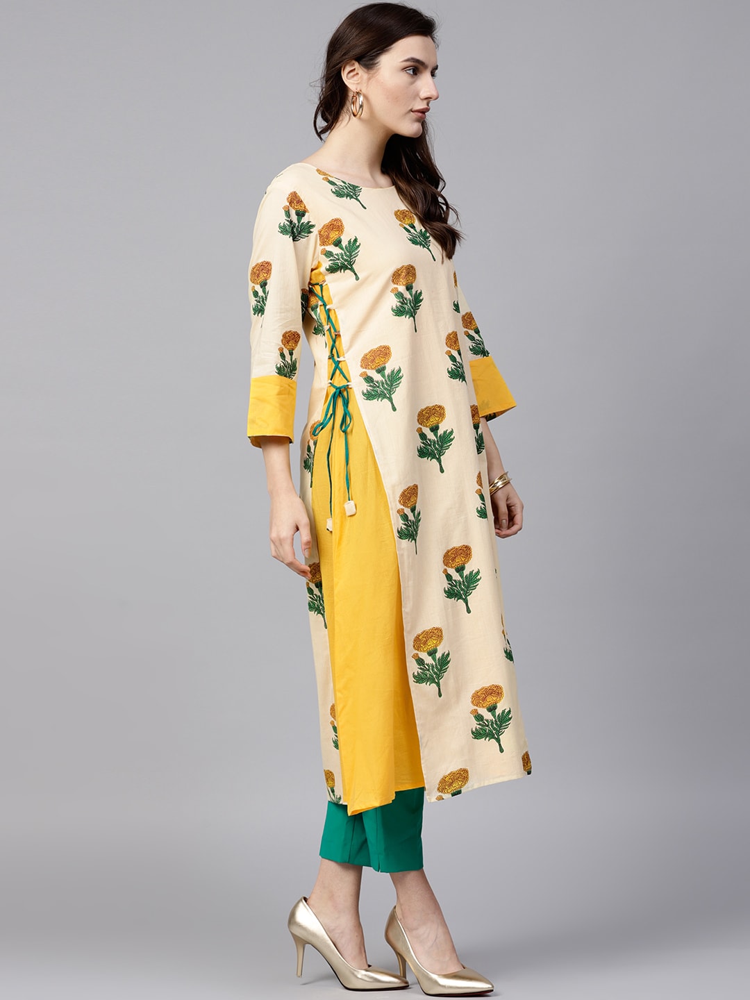 Finding Product Women's Floral Side Dori Anarkali Kurta