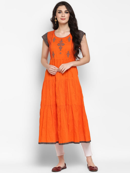 Finding Product Women's Embroidered Tierd Kurta