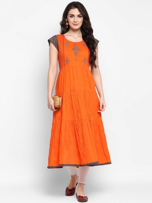Finding Product Women's Embroidered Tierd Kurta