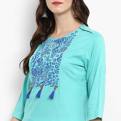 Finding Product Women's Embroidered Yoke Kurta