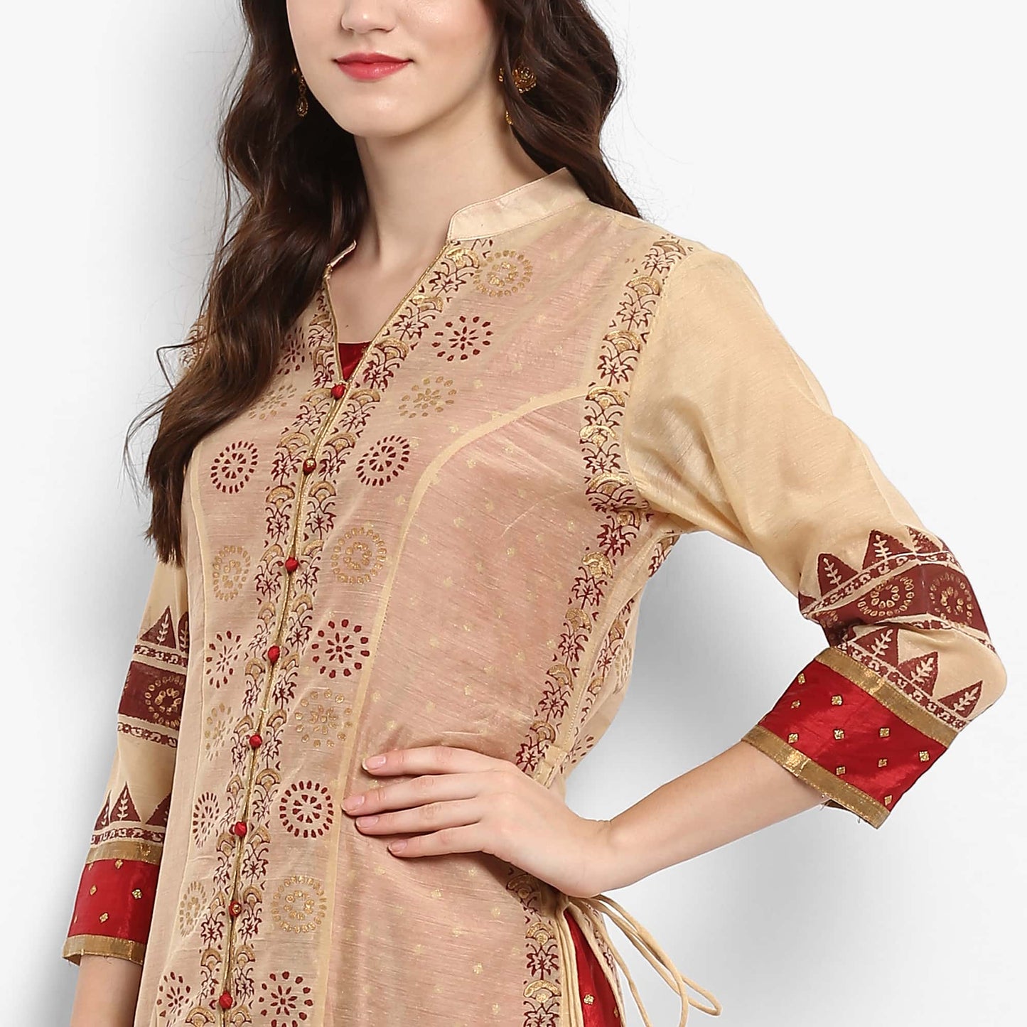 Finding Product Women's Block Printed Layered Kurta