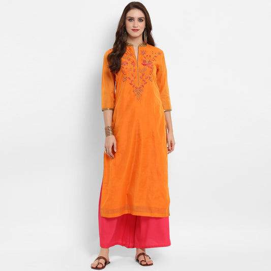 Finding Product Women's Solid Embroidered Kurta
