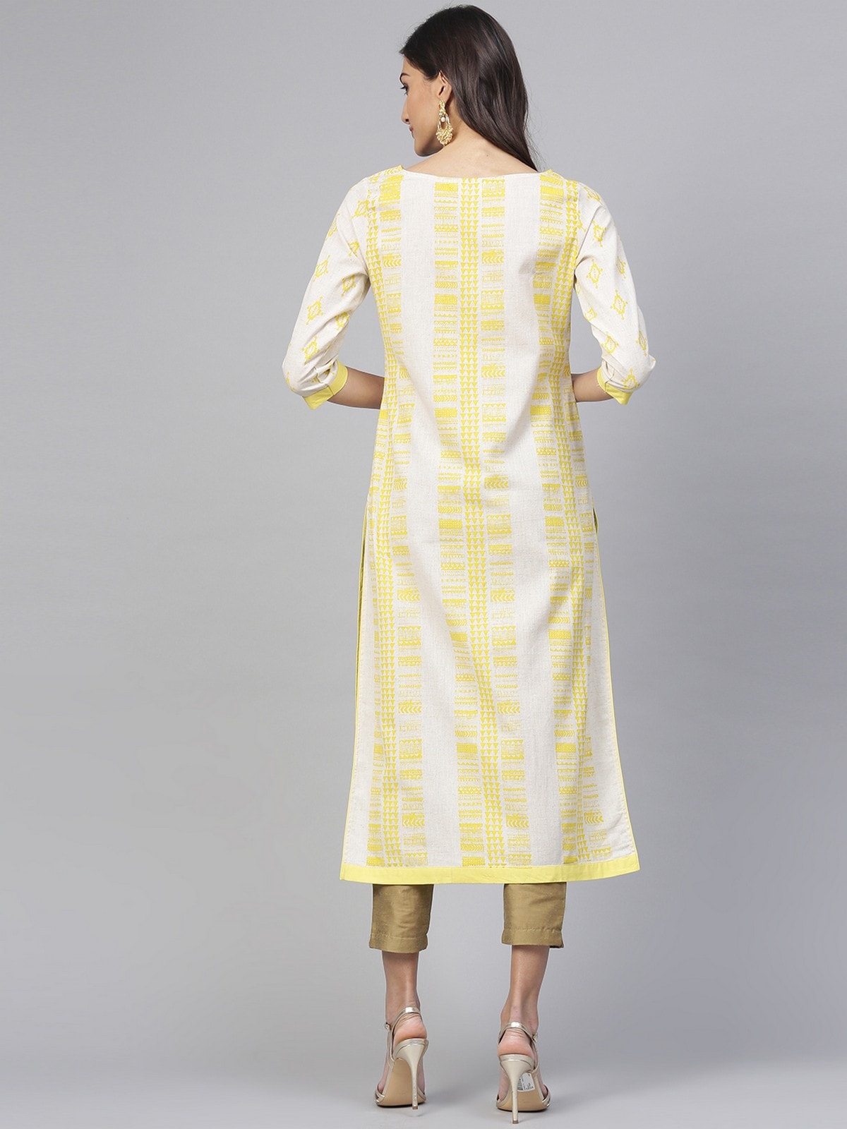 Printed Buttoned Neckline Kurta