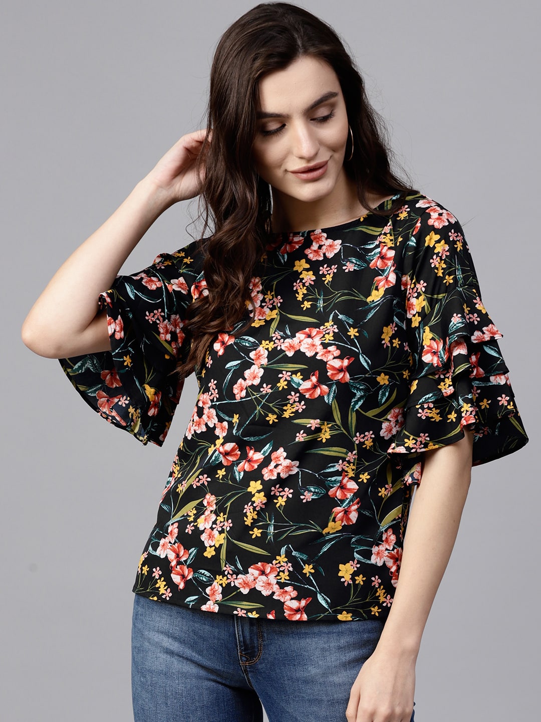 Finding Product Women's Floral Ruffle Top